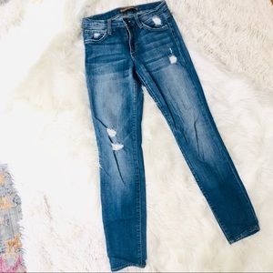 Joe’s Jeans Distressed Skinny
